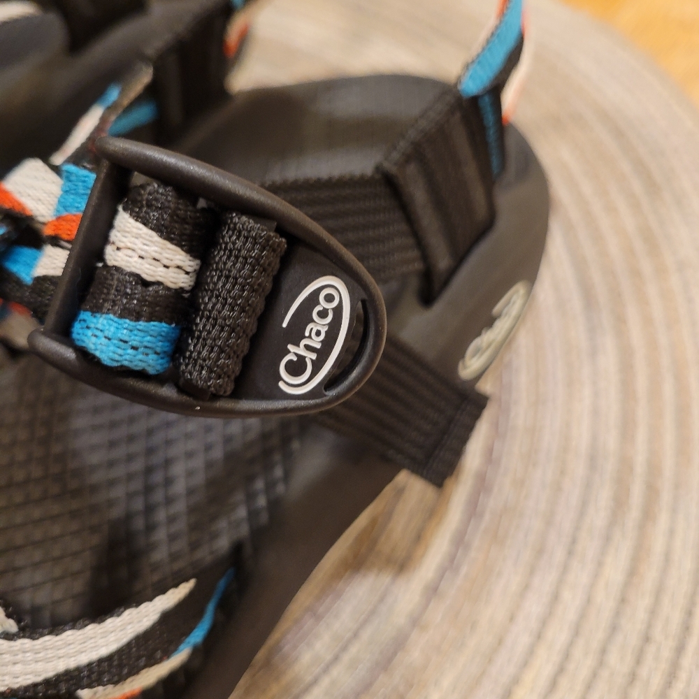 🆕️NWOT~ CHACO WOMEN'S SANDALS - Picture 3 of 9